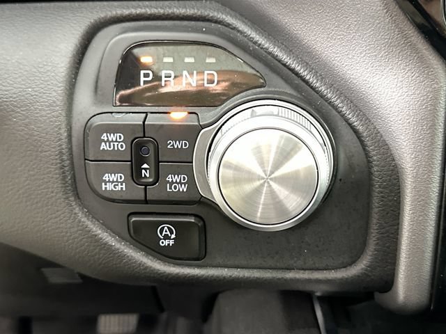 Used 2025 RAM 1500 Laramie w/ Sport Appearance Package AWD/4WD image 23