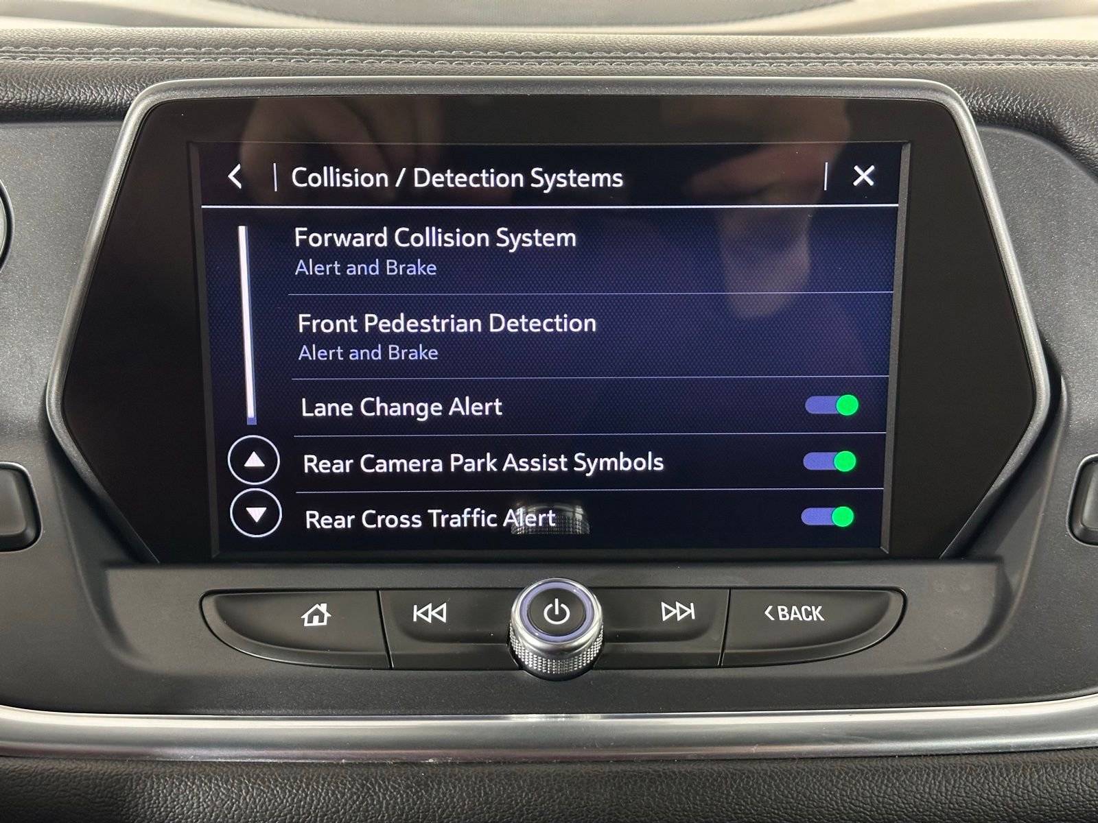 Used 2022 Chevrolet Blazer LT w/ Redline Edition AWD/4WD image 18