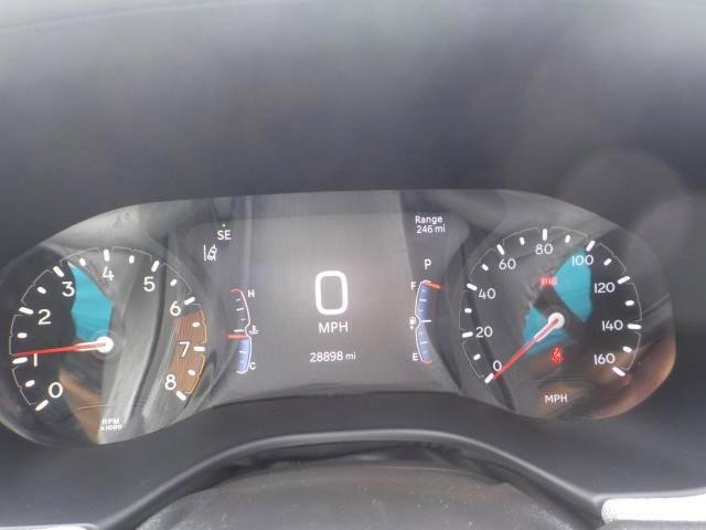 Used 2025 Jeep Compass Latitude w/ Sun & Sound Group AWD/4WD image 6