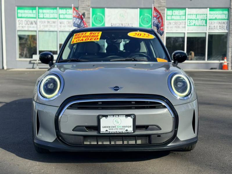 Used 2022 MINI Cooper 4-Door Hardtop FWD image 2