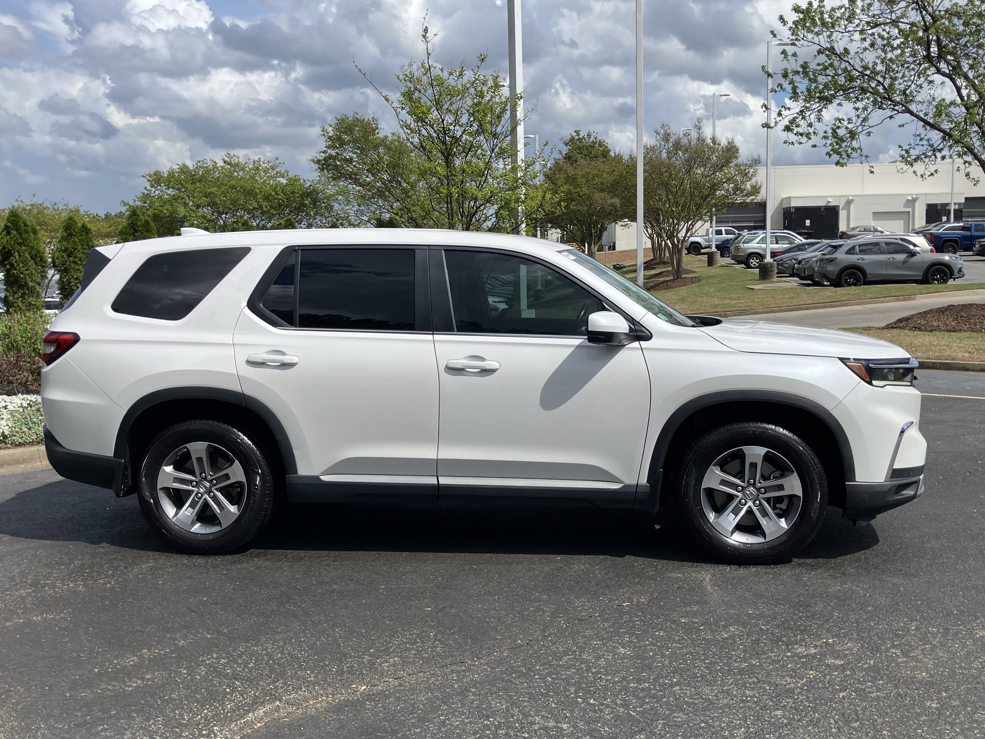 Certified 2025 Honda Pilot EX-L image 11