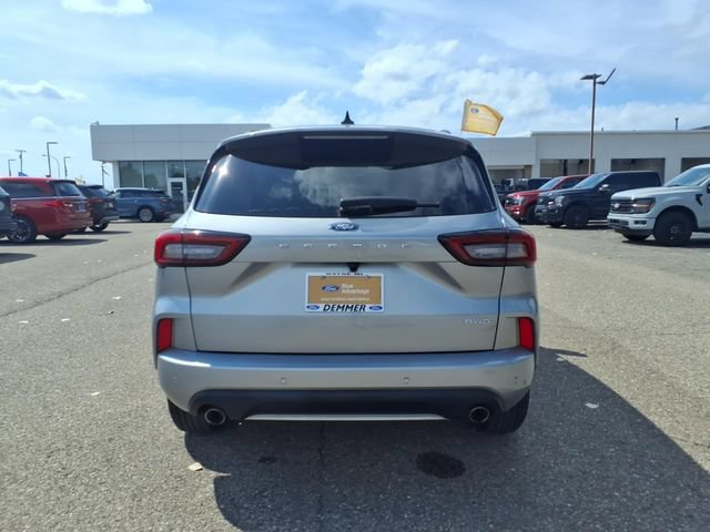 Certified 2024 Ford Escape ST-Line w/ Tech Pack #1 AWD/4WD image 6