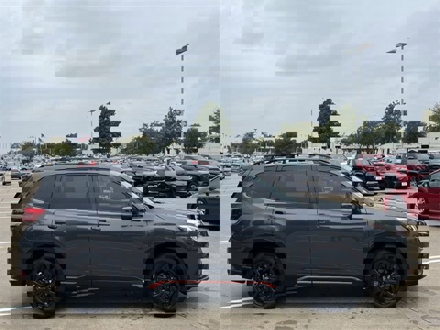 Used 2024 Subaru Forester Sport image 3