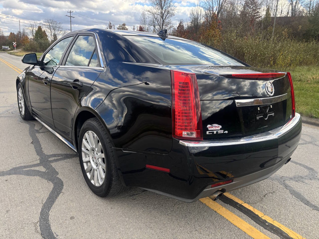 Used 2010 Cadillac CTS Luxury AWD/4WD image 5