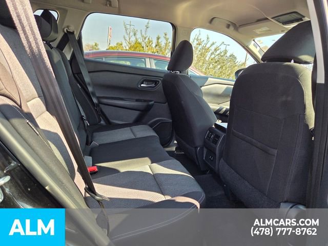Used 2025 Nissan Rogue SV image 15