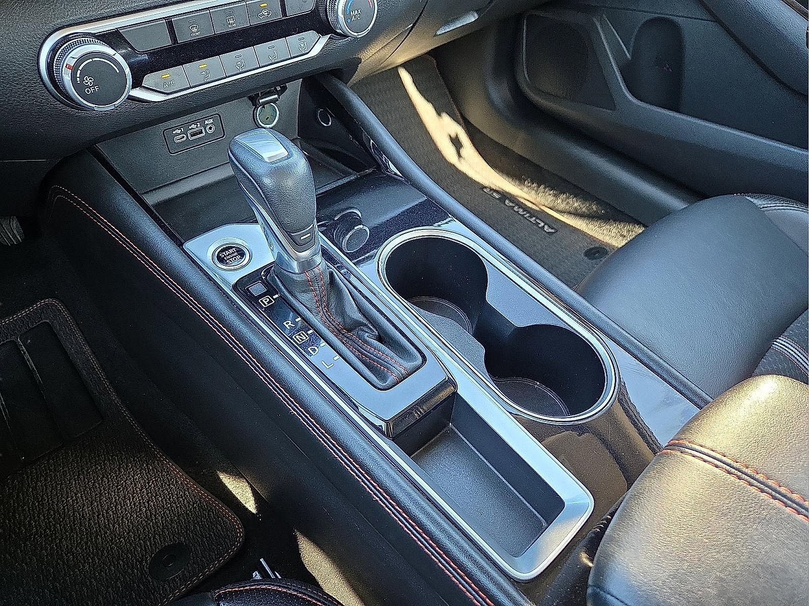 Used 2024 Nissan Altima 2.5 SR image 25