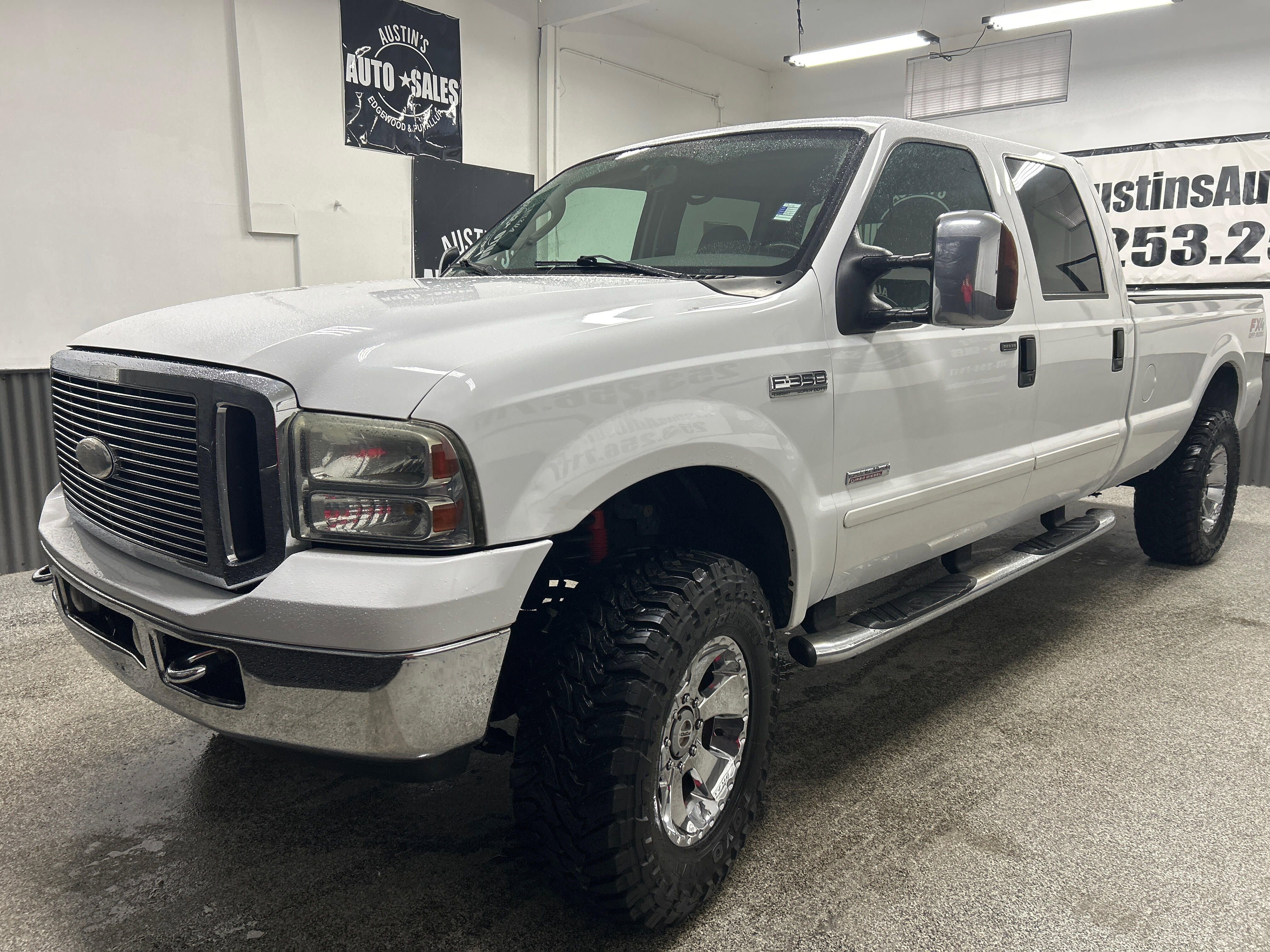 Used 2007 Ford F350 Lariat AWD/4WD image 3