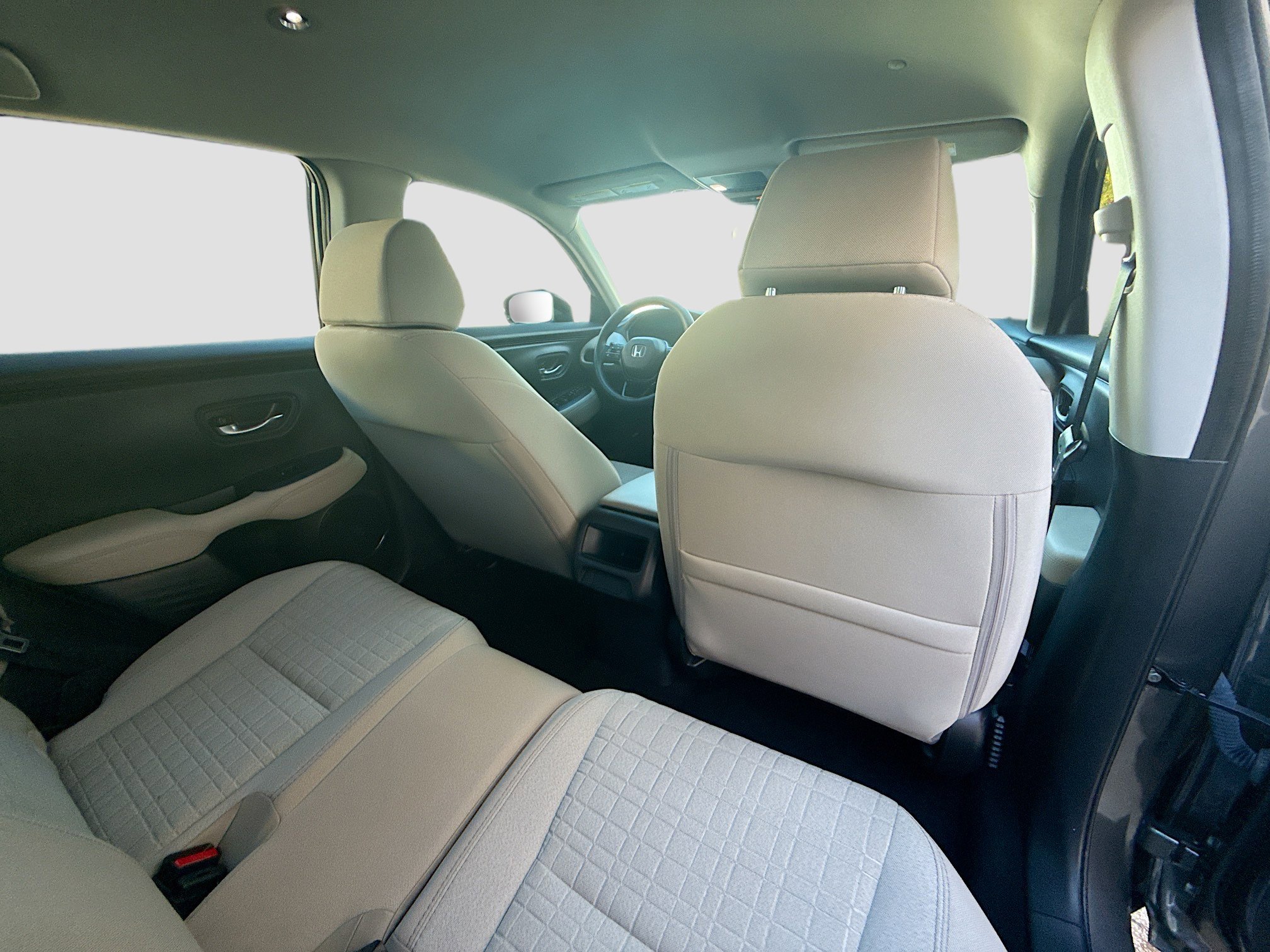 Used 2025 Honda HR-V LX image 26