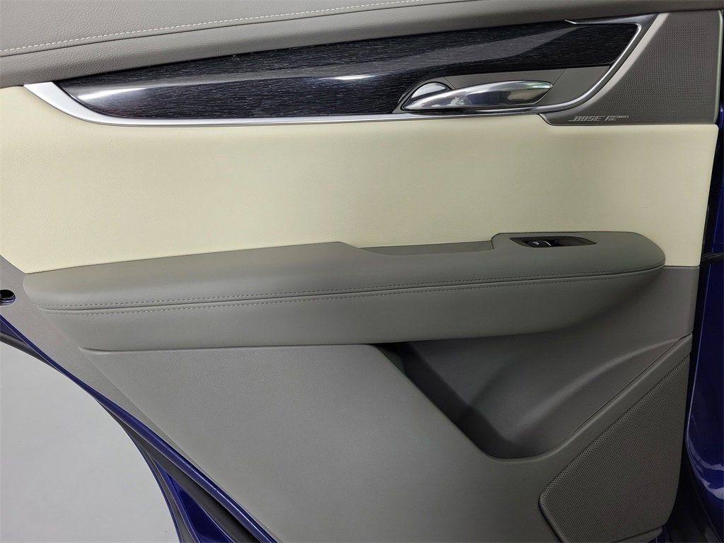 Certified 2023 Cadillac XT6 Premium Luxury image 14