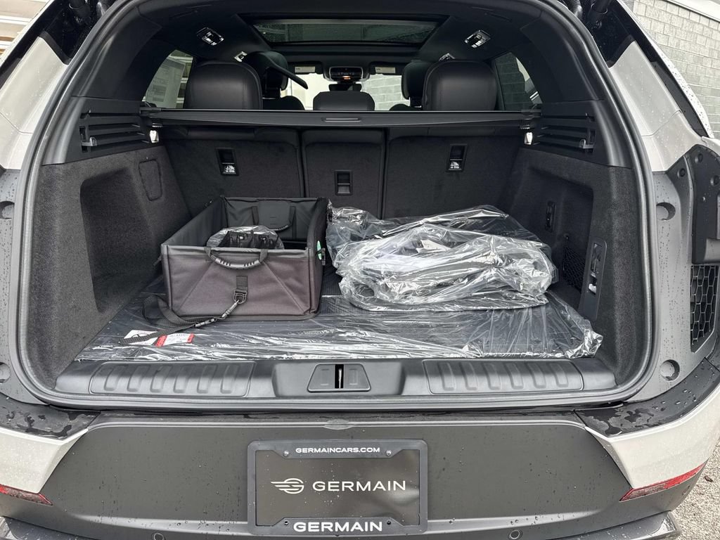 New 2026 Land Rover Range Rover Sport SE AWD/4WD image 6
