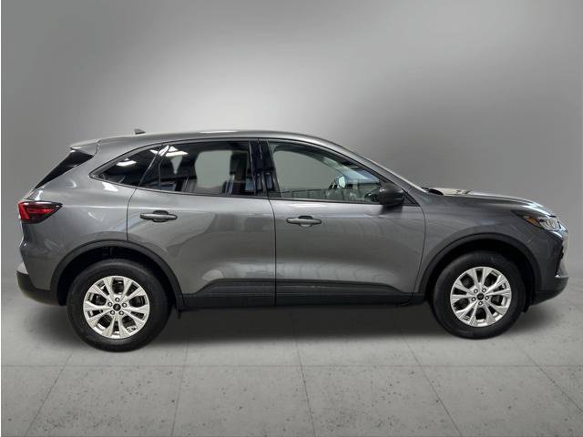 Used 2025 Ford Escape Active w/ Cold Weather Package AWD/4WD image 6
