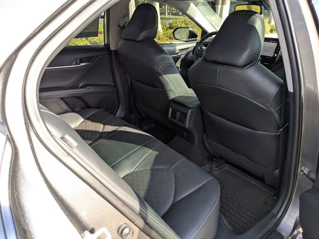 Used 2022 Toyota Camry XSE image 33