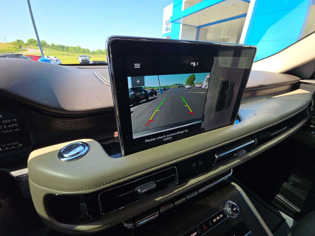 Used 2021 Lincoln Aviator Reserve w/ Equipment Group 201A AWD/4WD image 17