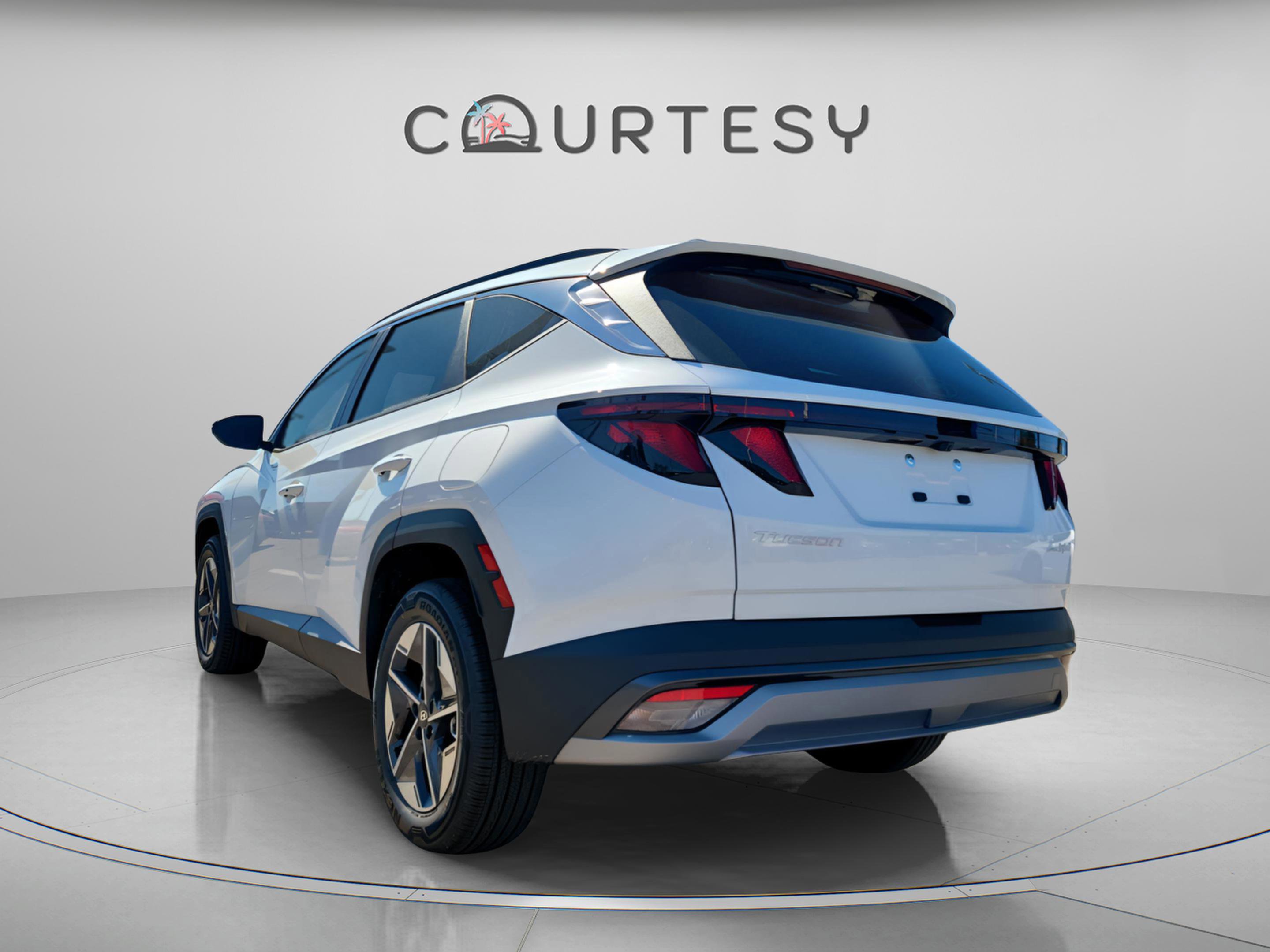 New 2026 Hyundai Tucson SEL image 3