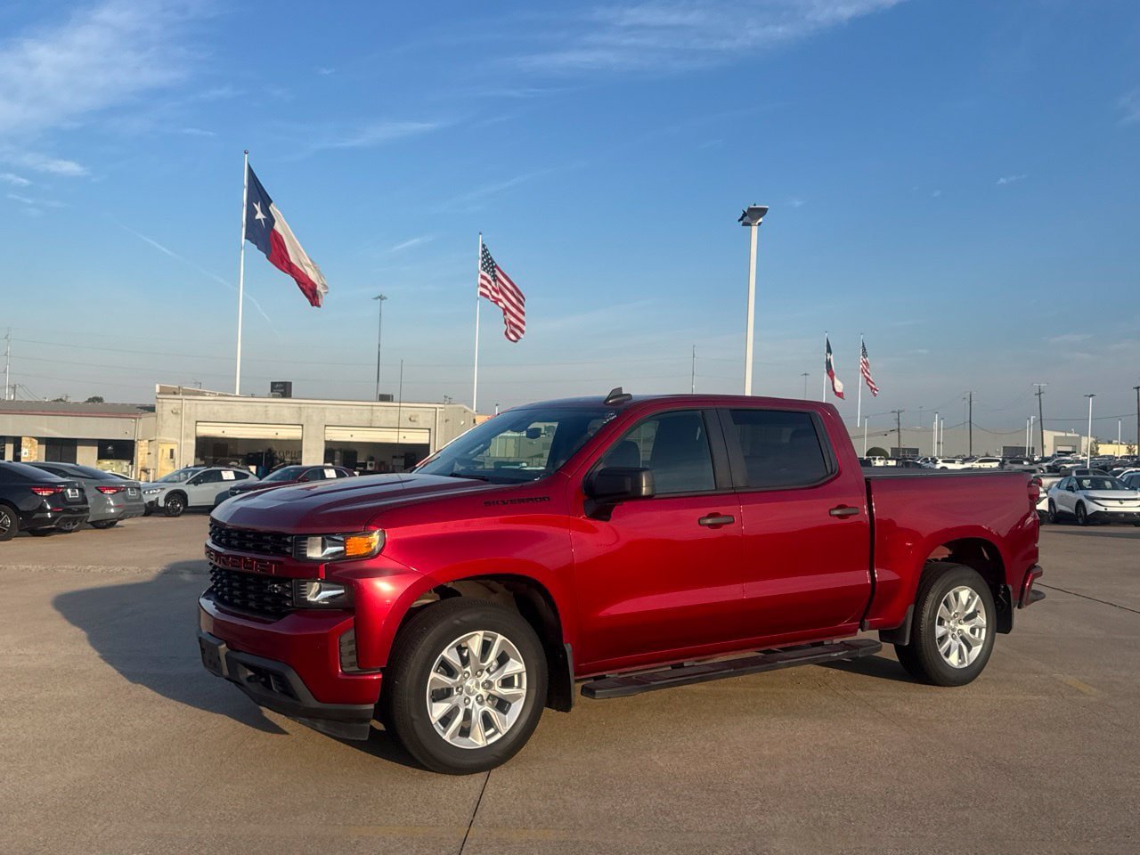 Used 2022 Chevrolet Silverado 1500 Custom w/ LPO, Dark Essentials Package RWD image 11
