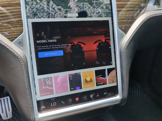 Used 2016 Tesla Model X Performance AWD/4WD image 17
