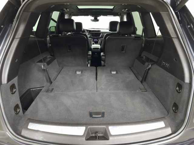 Certified 2023 Cadillac XT6 Premium Luxury w/ Technology Package image 6