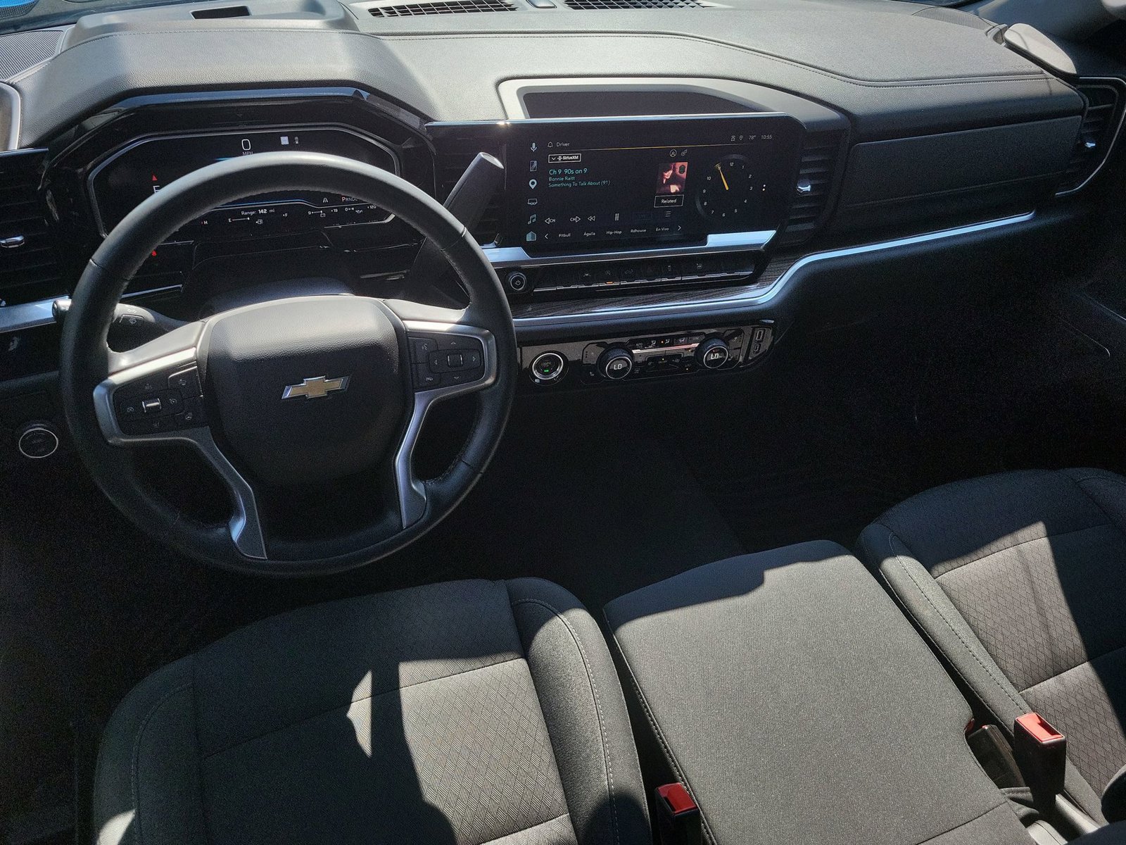 Used 2023 Chevrolet Silverado 1500 LT RWD image 19
