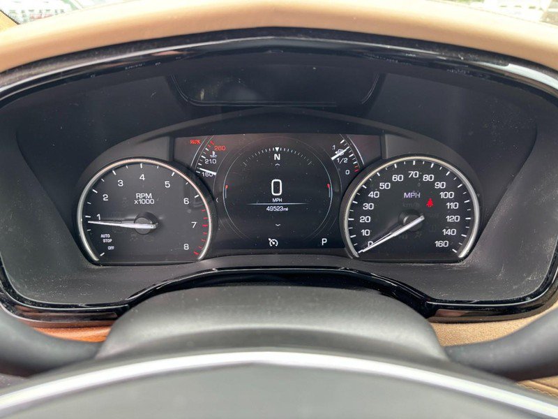 Used 2018 Cadillac XT5 Platinum w/ Driver Assist Package AWD/4WD image 18