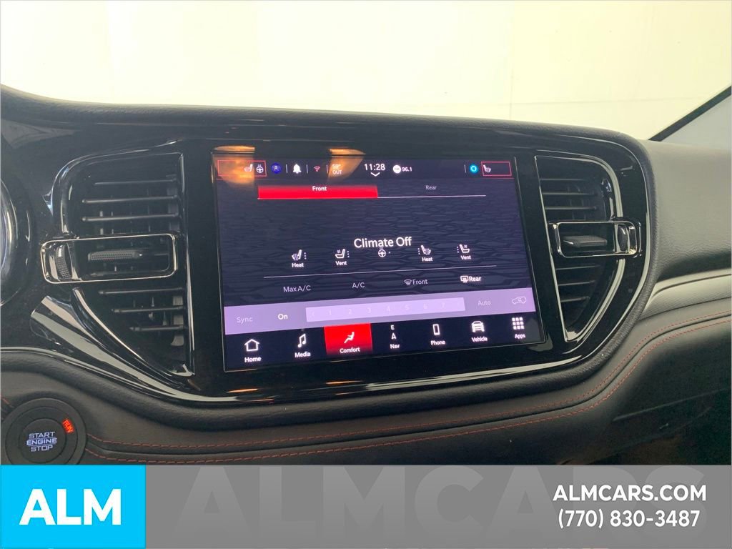 Used 2024 Dodge Durango GT image 24