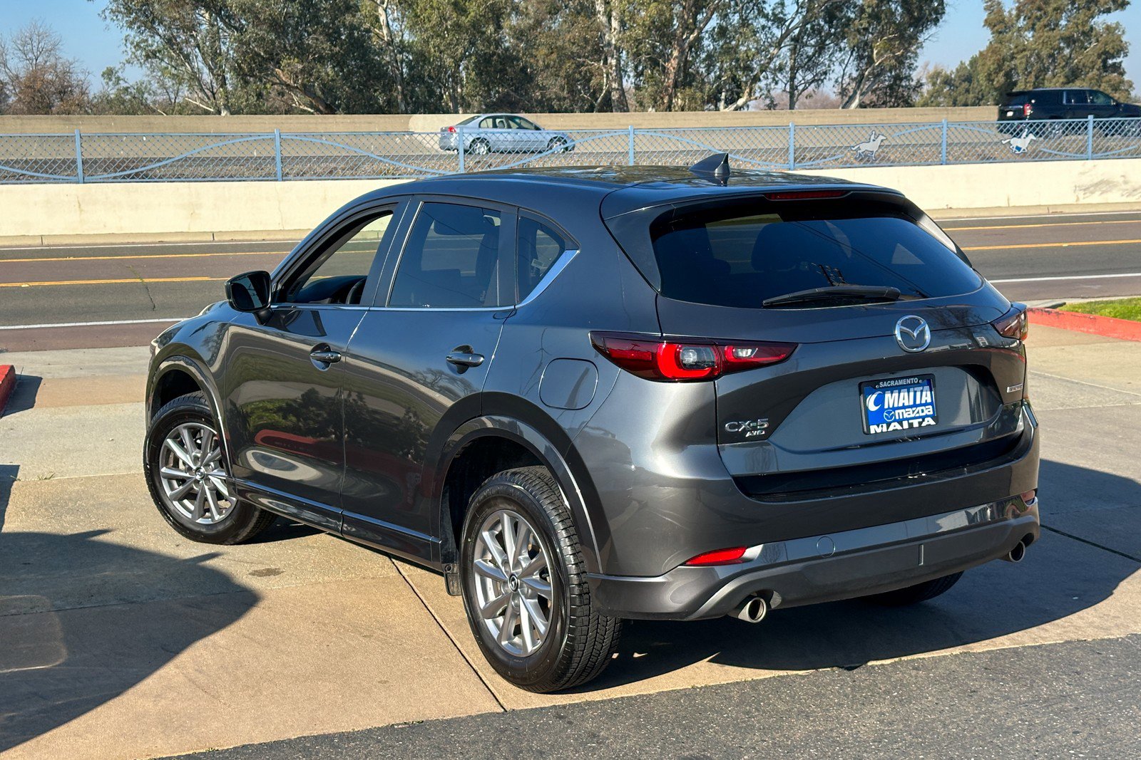 Certified 2025 MAZDA CX-5 AWD 2.5 S w/ Preferred Package image 7
