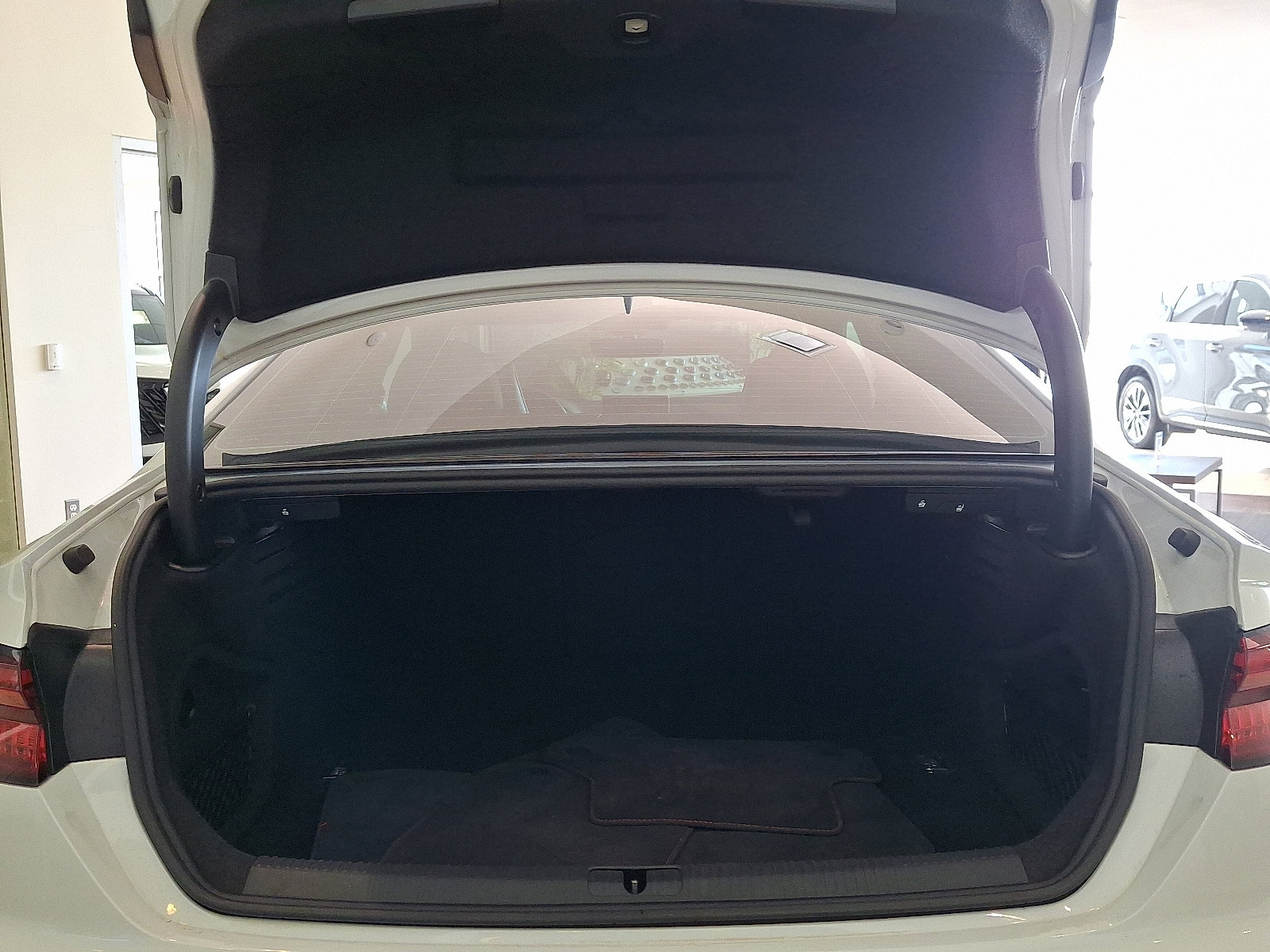 Used 2019 Audi RS 5 image 28