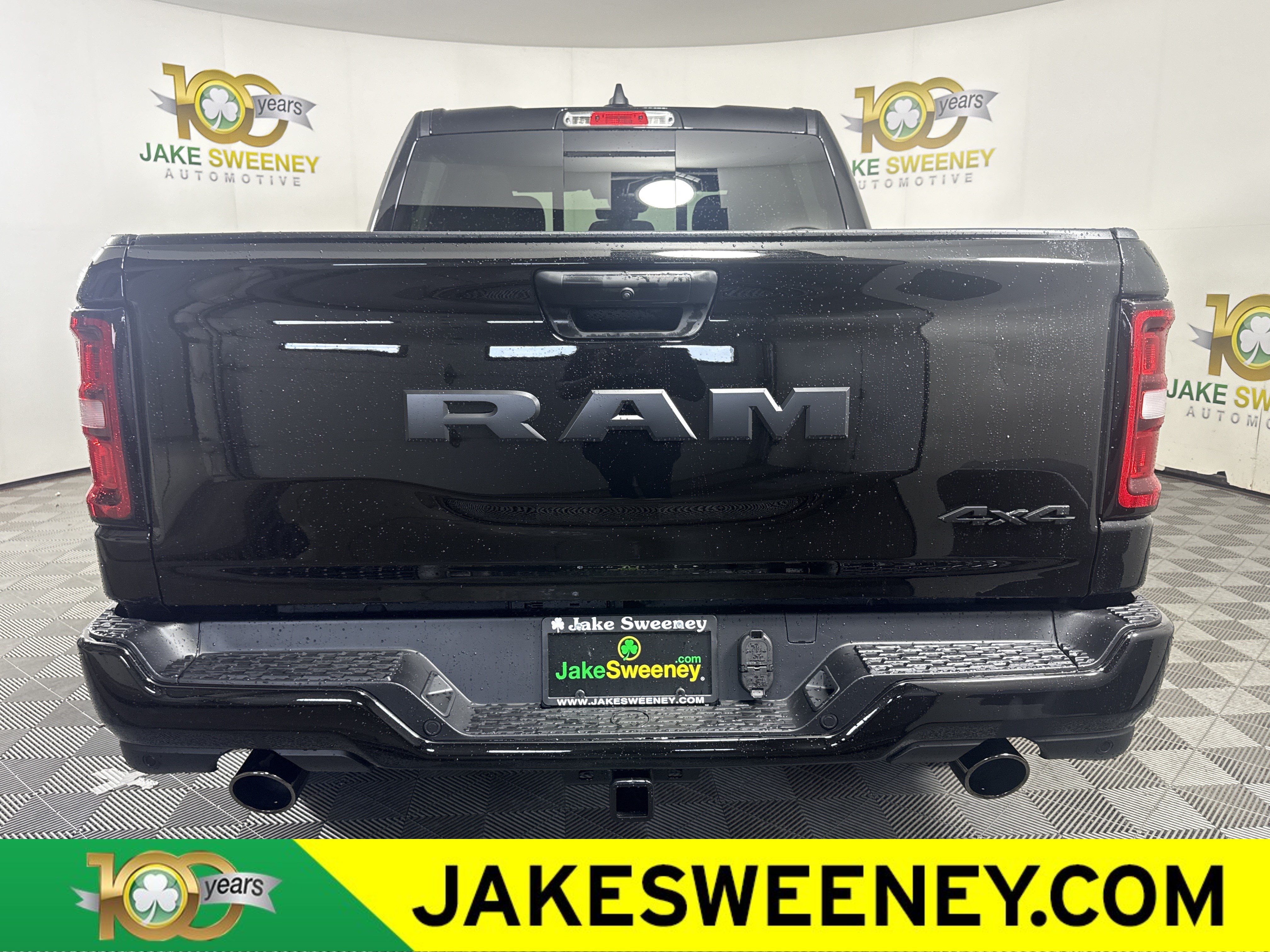 New 2026 RAM 1500 Express AWD/4WD image 7