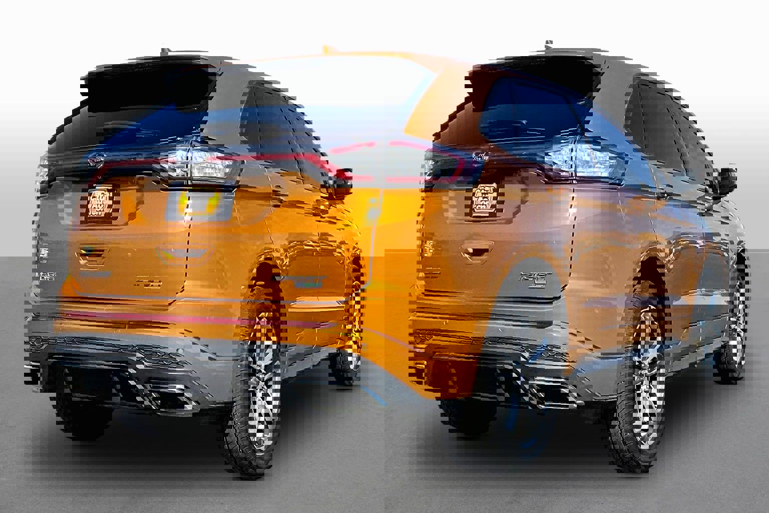 Used 2015 Ford Edge Sport image 2