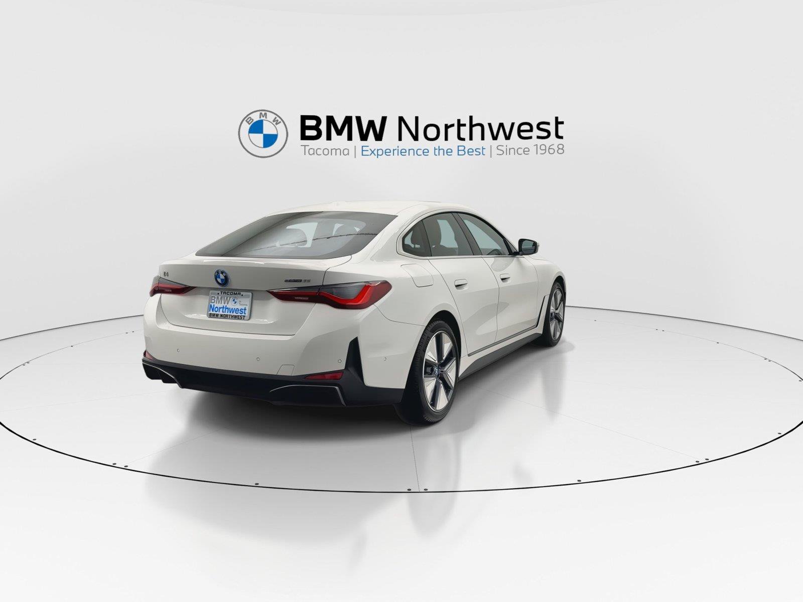 Used 2024 BMW i4 eDrive35 w/ Parking Assistance Package RWD image 3