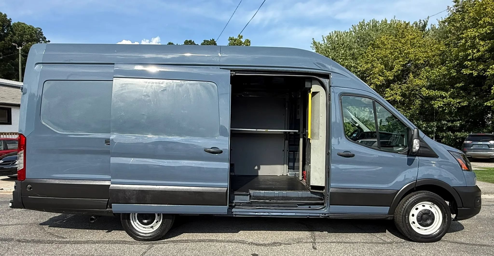 Used 2020 Ford Transit 250 148 High Roof Extended RWD image 7