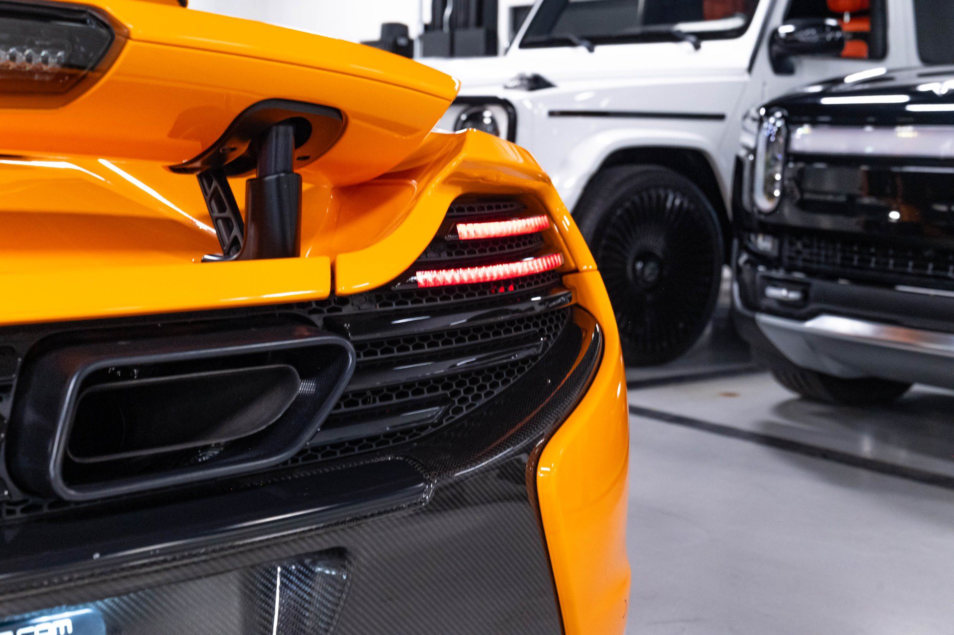 Used 2015 McLaren 650S Spider RWD image 88