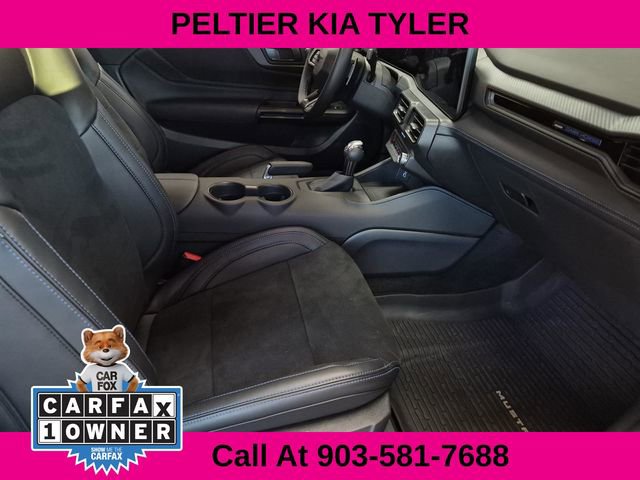 Used 2025 Ford Mustang Dark Horse image 11