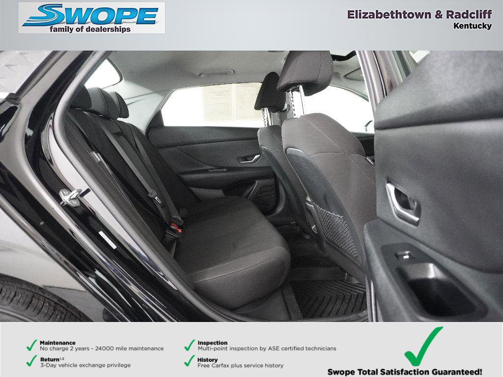 Certified 2024 Hyundai Elantra SEL w/ Convenience Package image 9
