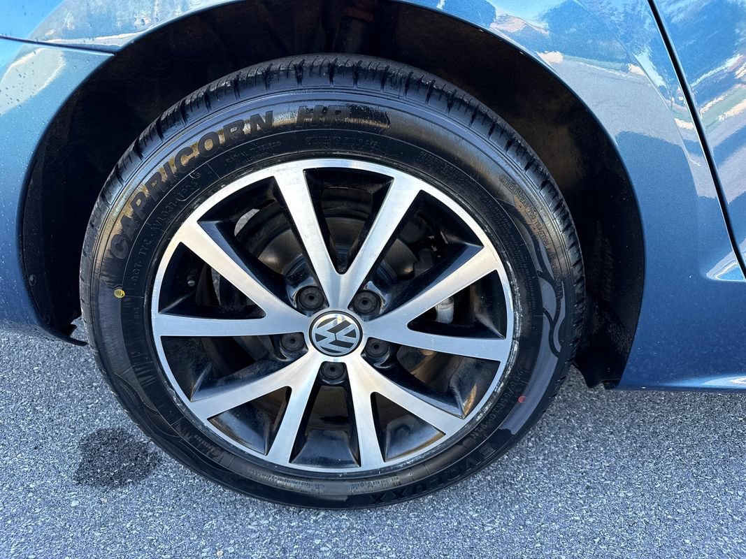 Used 2017 Volkswagen Jetta SE FWD image 33