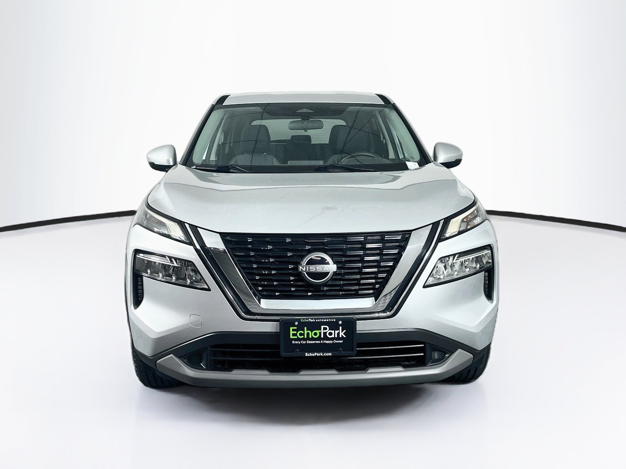 Used 2022 Nissan Rogue SV AWD/4WD image 2
