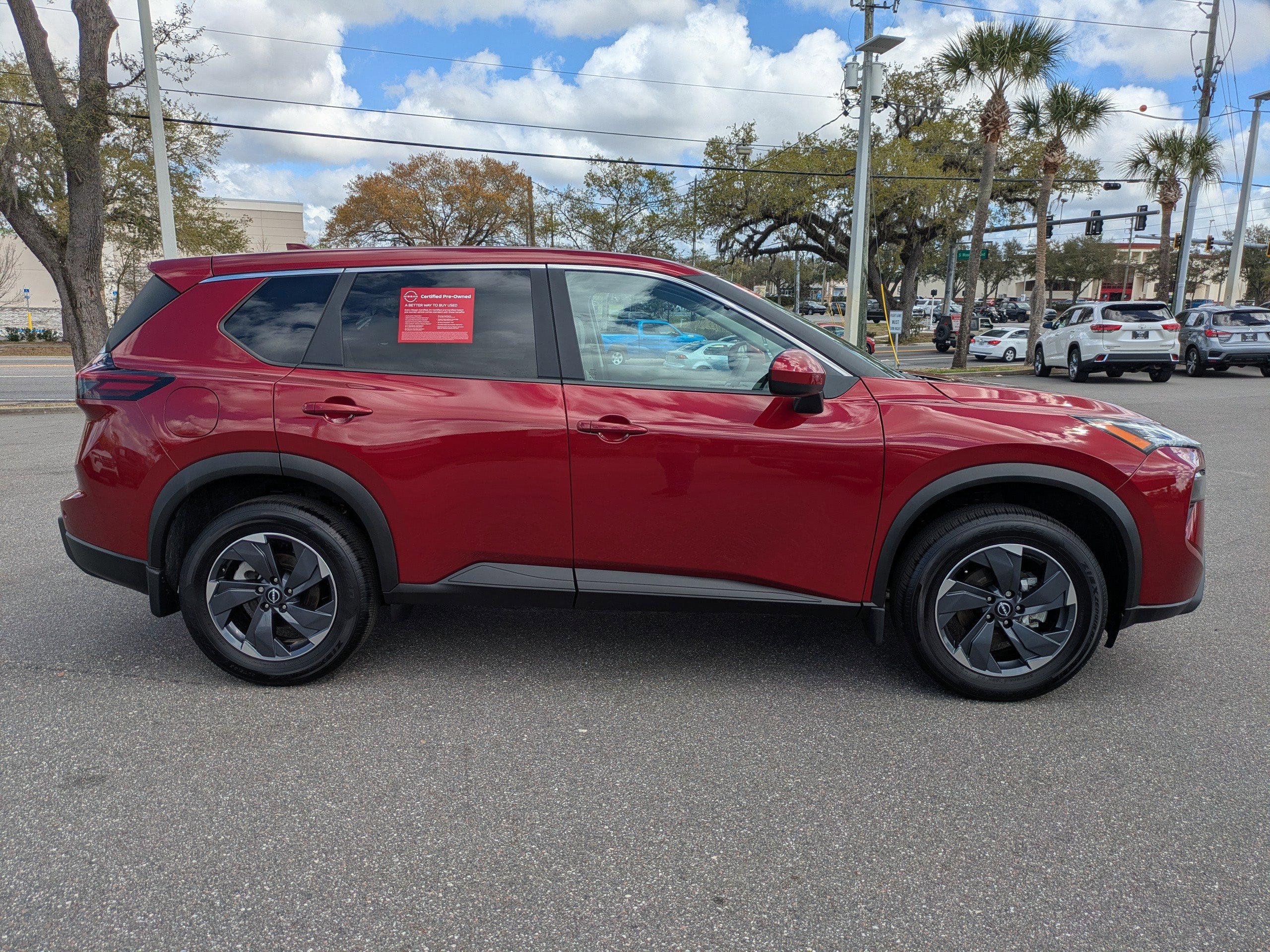 Certified 2025 Nissan Rogue SV image 3