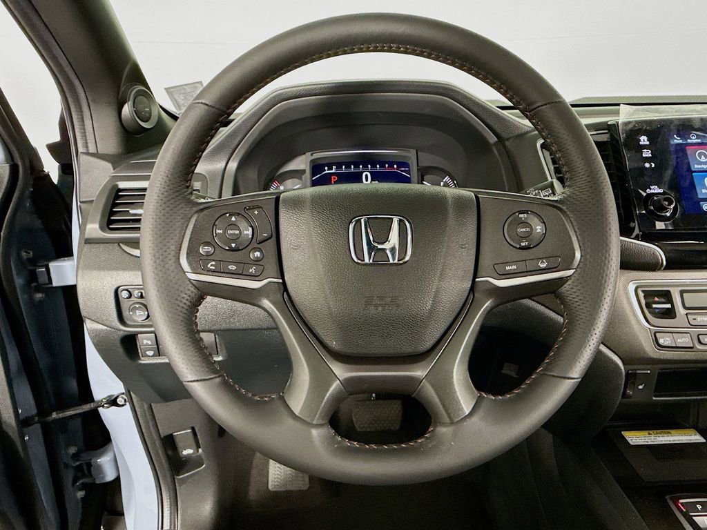 Used 2023 Honda Passport TrailSport image 13
