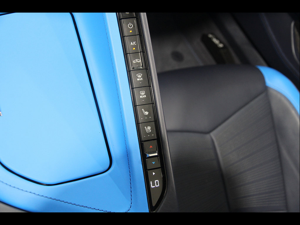 Used 2023 Chevrolet Corvette Stingray Premium Conv w/ Z51 Performance Package RWD image 21
