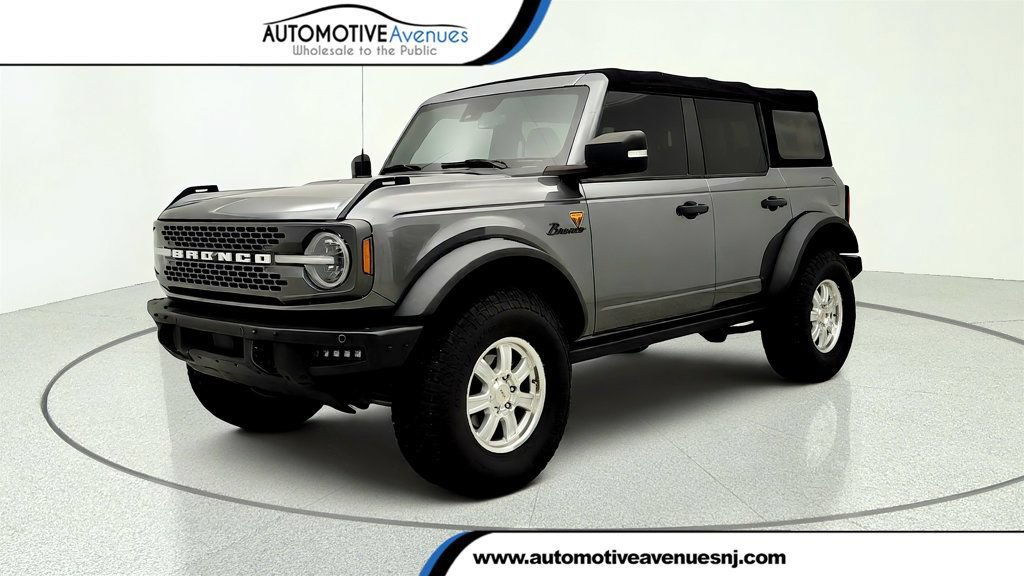 Used 2022 Ford Bronco Badlands AWD/4WD image 1