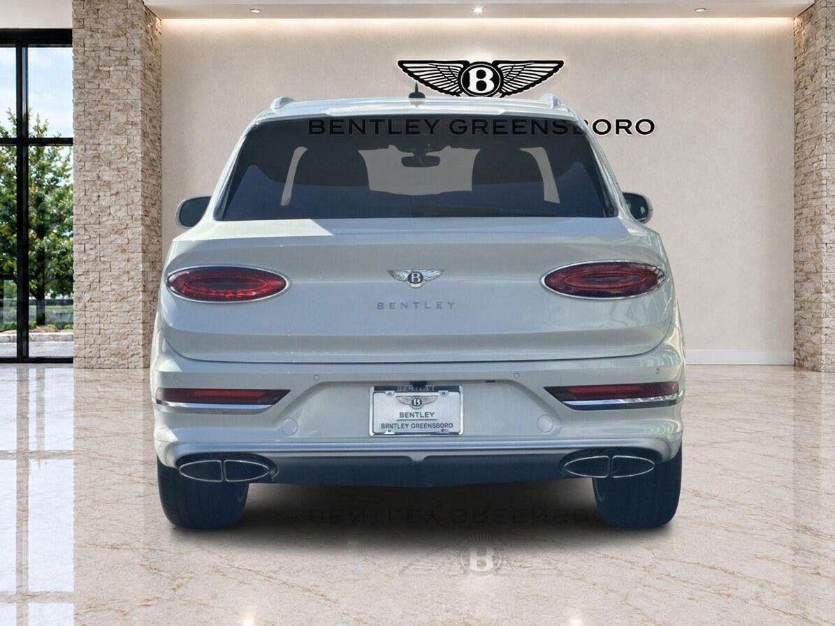 New 2026 Bentley Bentayga Extended Wheelbase AWD/4WD image 4