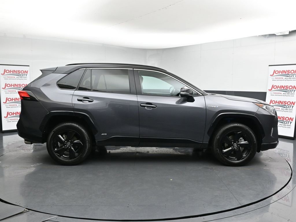 Used 2021 Toyota RAV4 XSE image 9