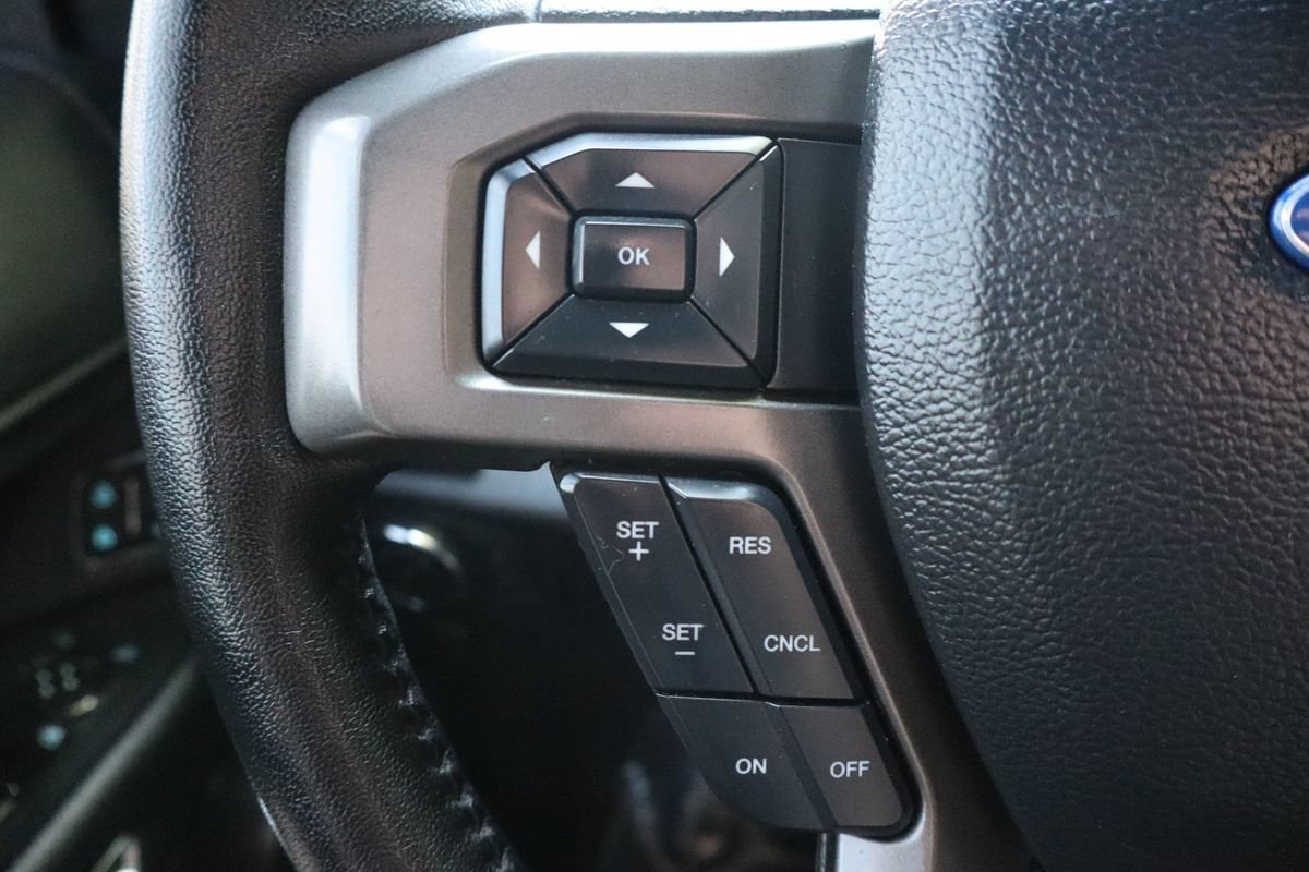 Used 2020 Ford Expedition Max XLT w/ Equipment Group 202A AWD/4WD image 31