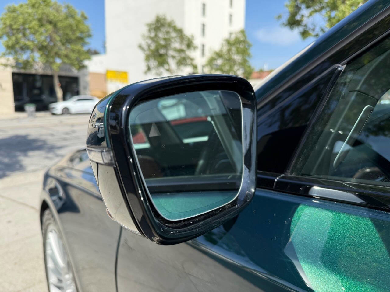 Used 2020 BMW ALPINA B7 xDrive image 21