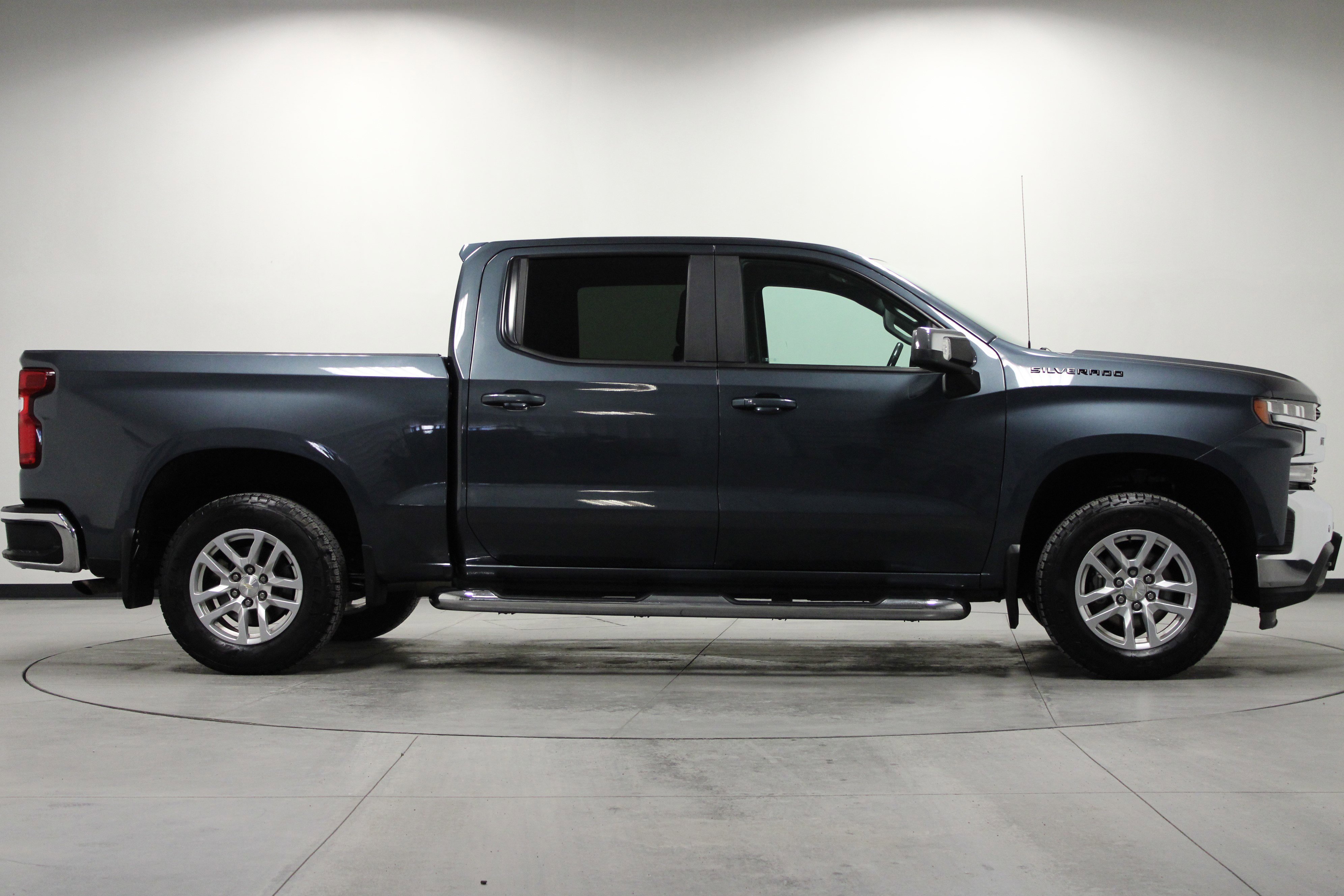 Used 2020 Chevrolet Silverado 1500 LT w/ All-Star Edition image 3