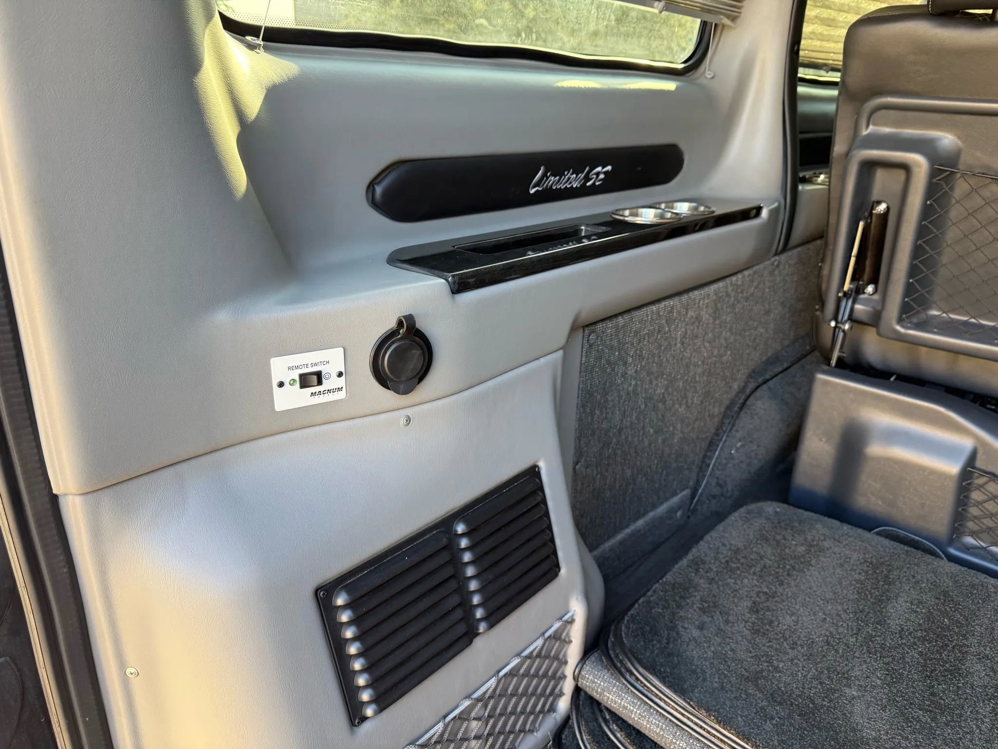 Used 2023 Mercedes-Benz Sprinter 2500 image 7
