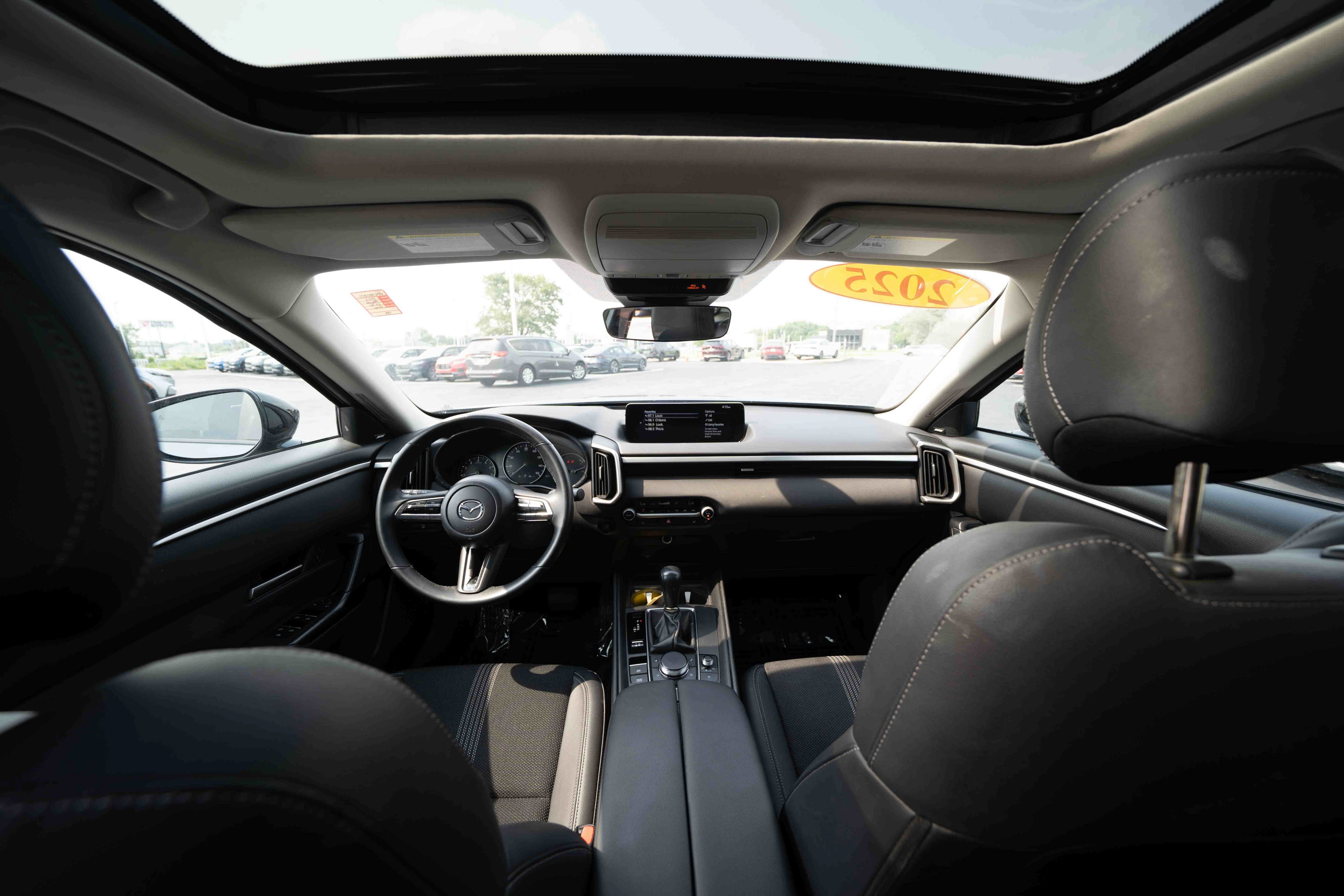 Used 2025 MAZDA CX-50 AWD 2.5 S w/ Premium Package image 19