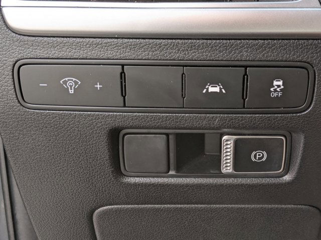 Used 2021 Hyundai Palisade SE image 12