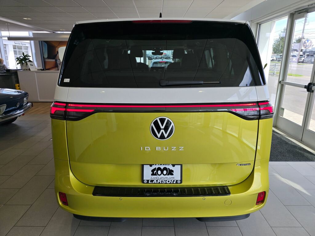 New 2025 Volkswagen ID. Buzz Pro S Plus AWD/4WD image 3