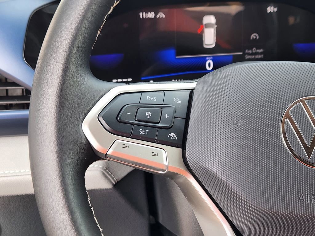 Used 2024 Volkswagen Taos SE image 8