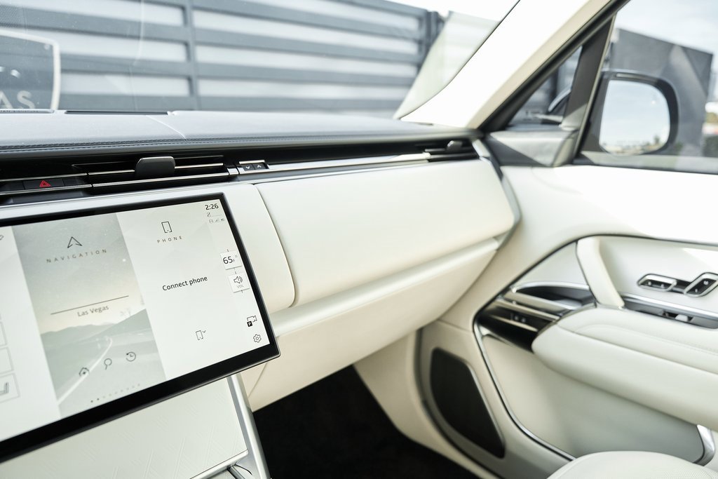 Used 2024 Land Rover Range Rover SV image 85